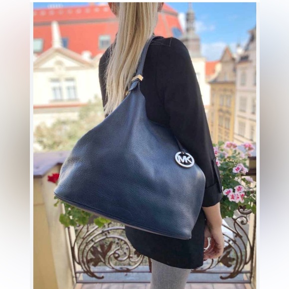 Michael Kors Large Colgate Grab Shoulder Tote Bag - Picture 3 of 16